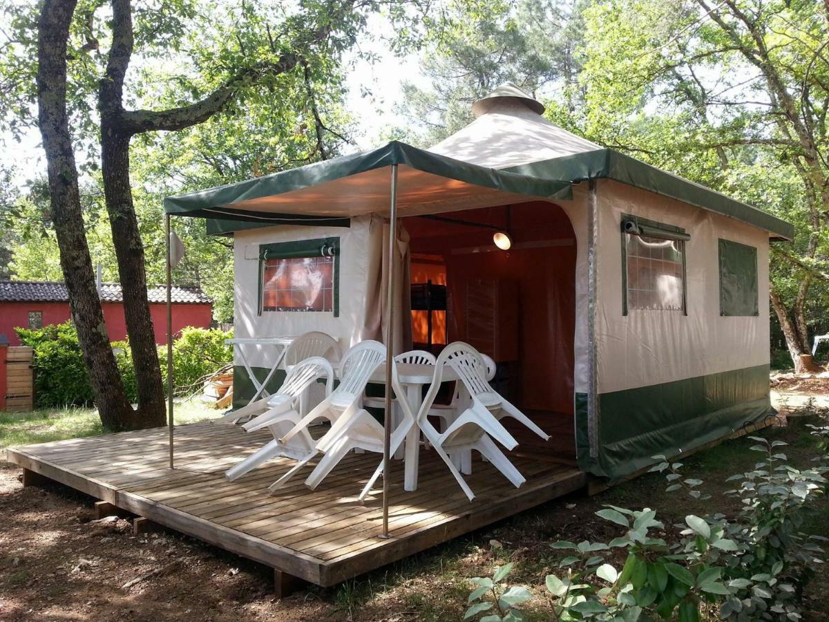 Camping Parc Saint Sauvayre Vagnas Екстериор снимка